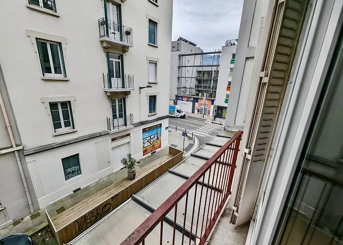 Impeccable Chambre, Bien Place, Calme & Tout Equipe
