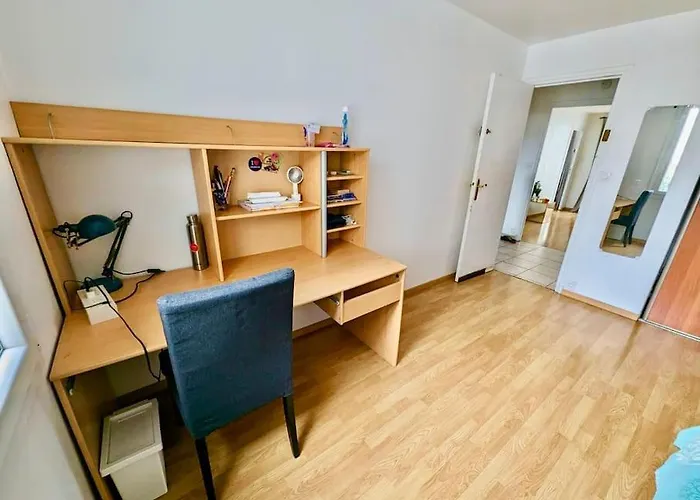 Impeccable Chambre, Bien Place, Calme & Tout Equipe
